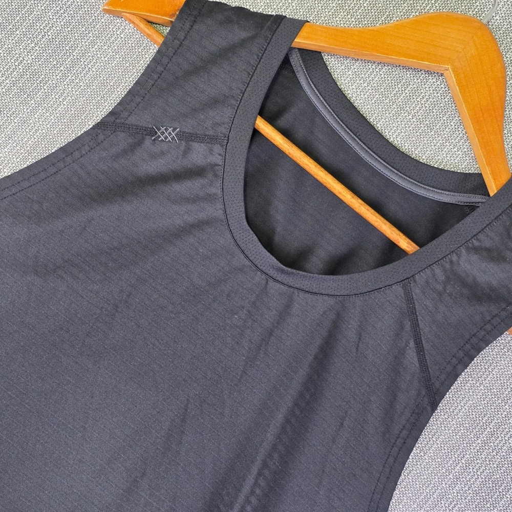 Rhone Tank Top Mens XL Black Sleeveless Athletic Training Performance Gym Shirt